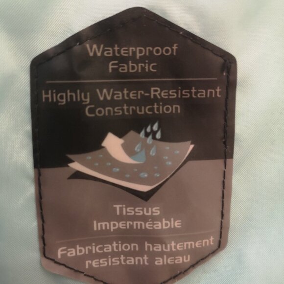 Columbia Ladies Omni - Shield Rain Jacket with Hood - Picture 6 of 9